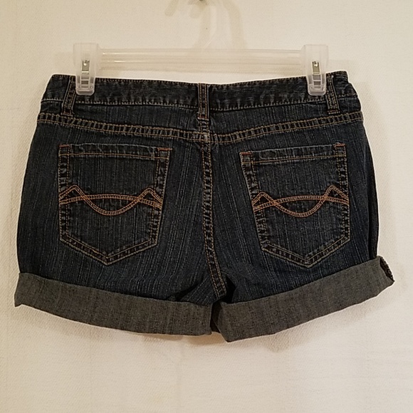 Shorts - Picture 2 of 2